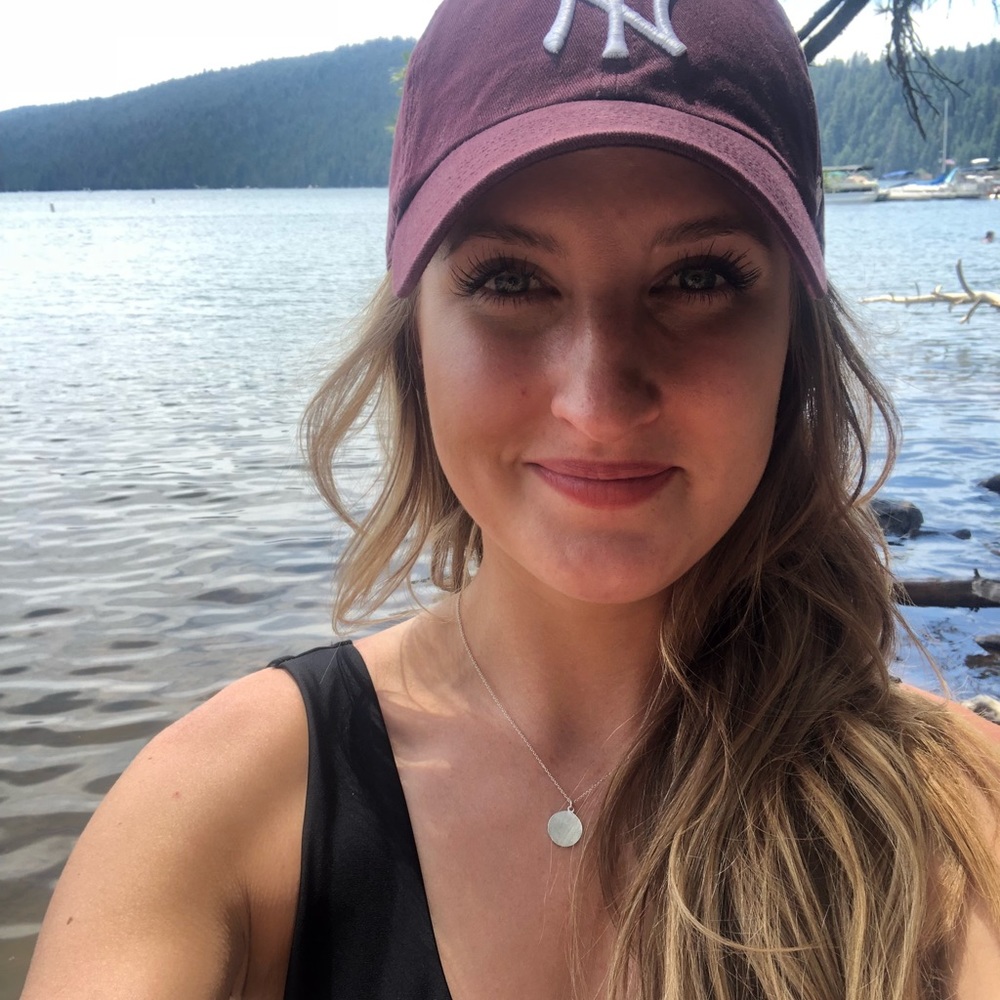 Meet your Posher, Lauren